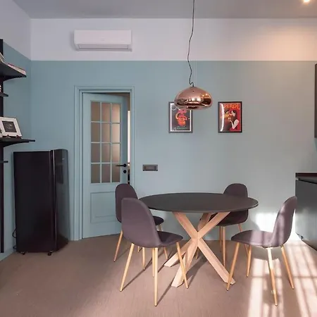 Tiffany Cozy Flat מילאנו